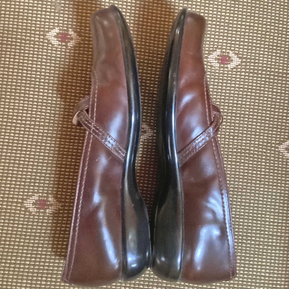 Clarks Mary Jane Slip-Ons Brown Leather 7.5 EUC - Picture 4 of 9